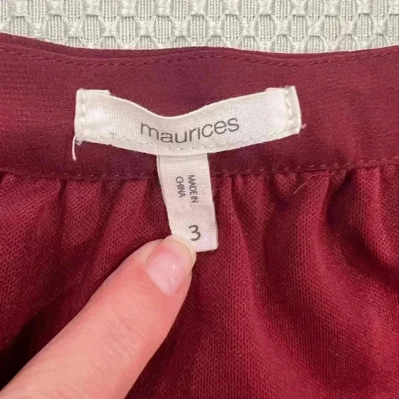 Maurice's Burgundy off shoulder flowy blouse with lace trim, size 3X - Picture 7 of 9